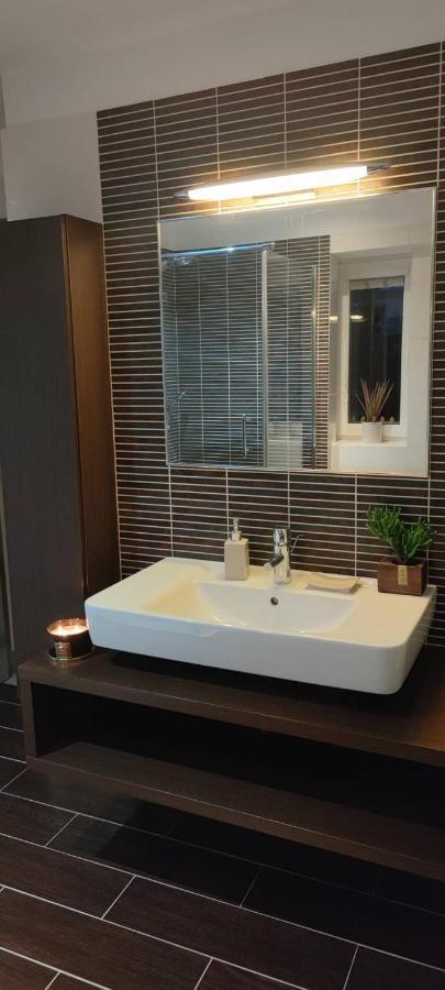 Apartman Visnovka Pardubice Bagian luar foto