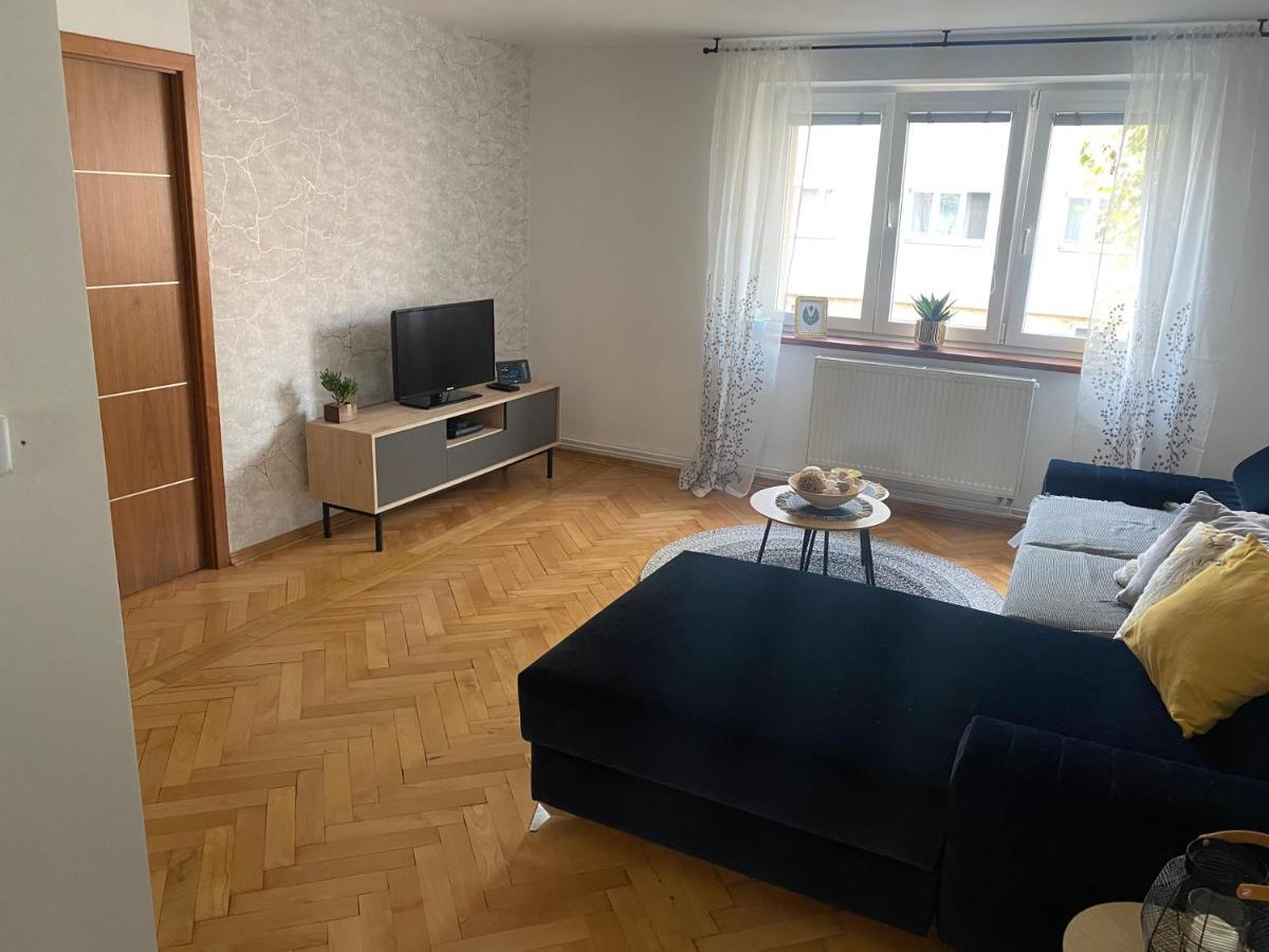 Apartman Visnovka Pardubice Bagian luar foto
